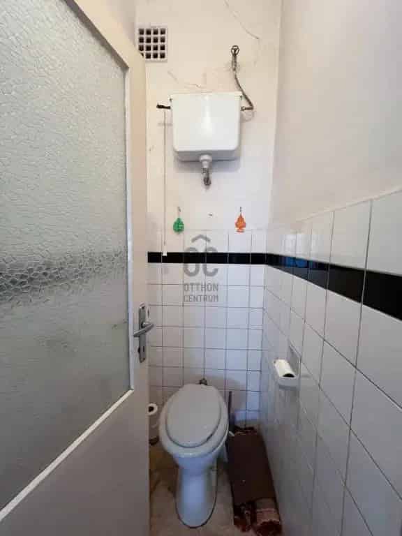 Budapest 18 Kerulet Családi Haz Alsószintje Elado 2 Garázzsal