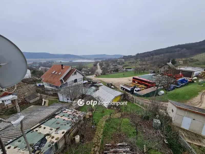 Tihanyi családi ház eladó panorámával