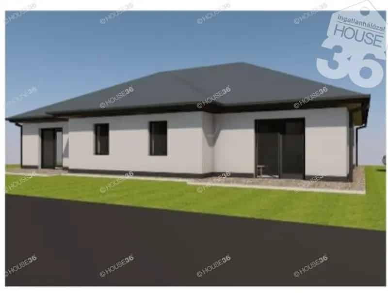 Új építésű ház Szolnokon 100 m2 360 m2 telekkel CSOK