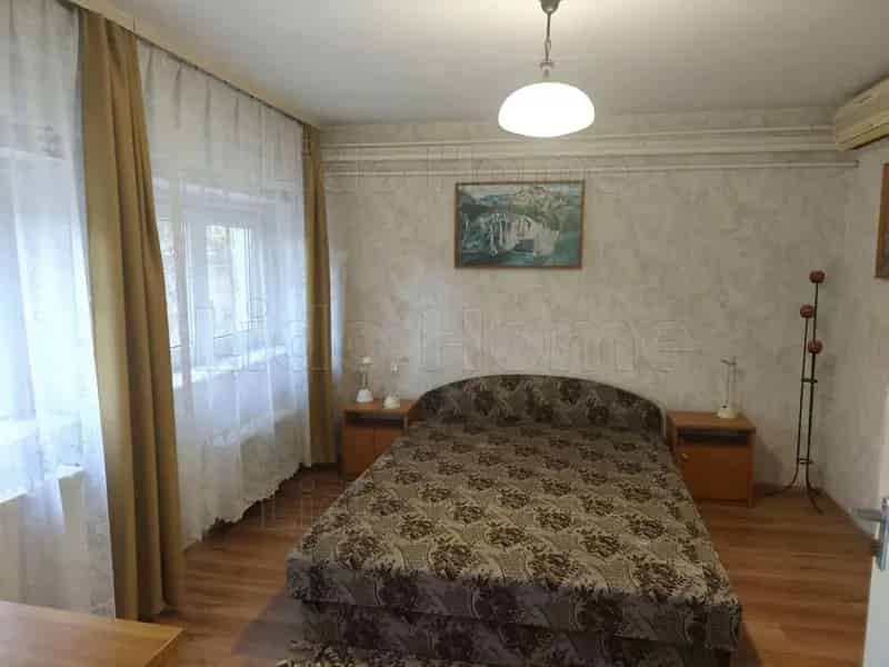 Balatonalmádi családi ház eladó - strandközelben