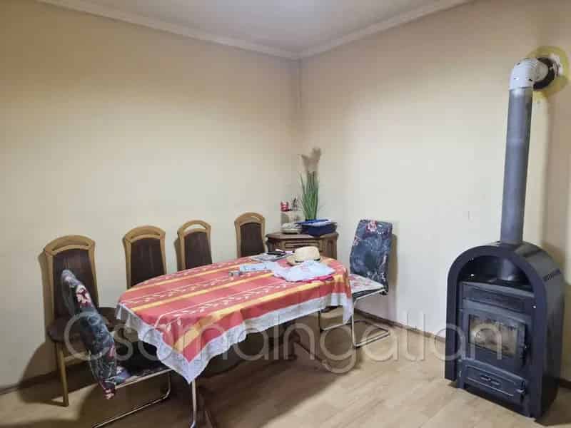 Babóton 149 m2-es családi ház eladó 1200 m2-es telken