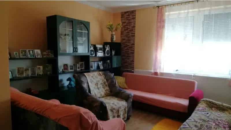 Barcsi eladó családi ház 3 szoba 100nm telek 689nm