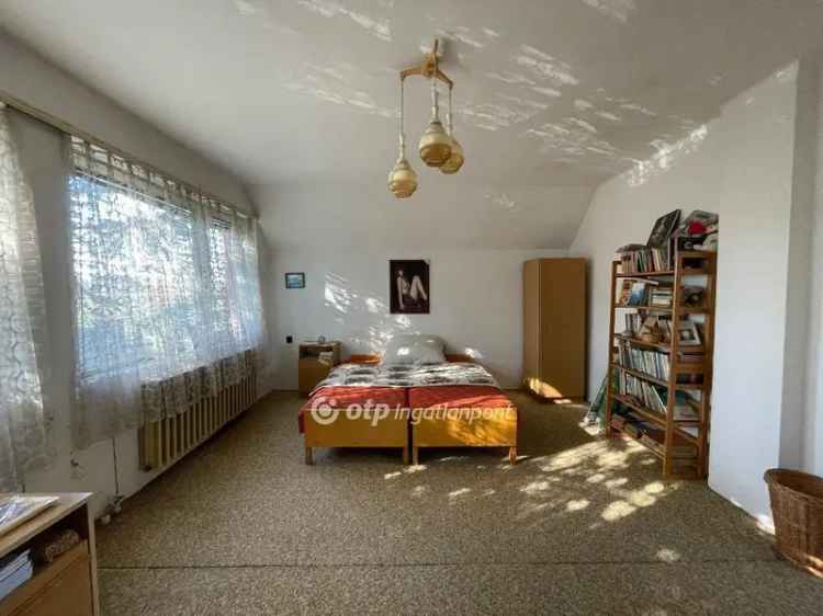 Szabadegyháza 210 nm-es családi ház eladó