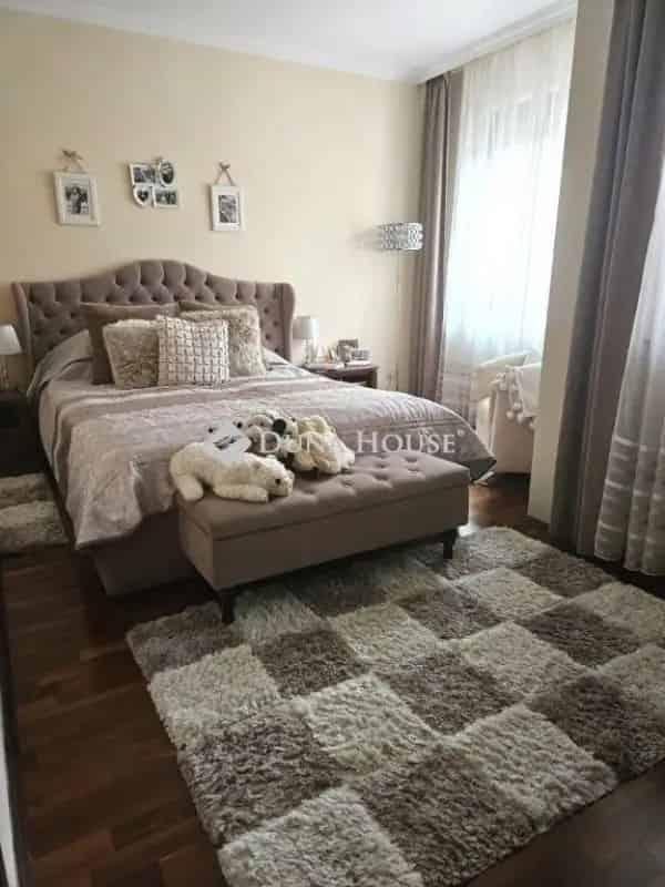 Debreceni Liget-lakóparkban 236 nm-es sorház eladó