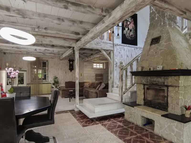 Dombóvár exkluzív családi ház eladó szaunával jacuzzival és medencével