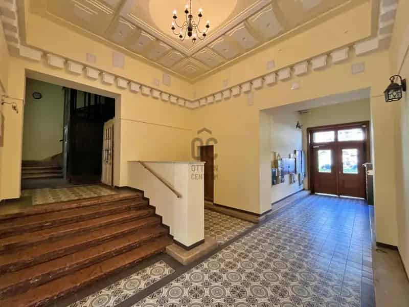 Belvárosi 4 szobás lakás eladó Airbnb-re alkalmas