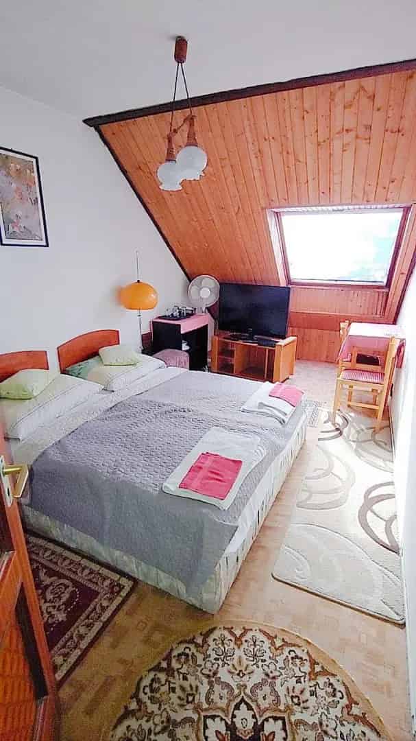 Szentendre Óvárosi Két Lakásos Családi Ház Eladó