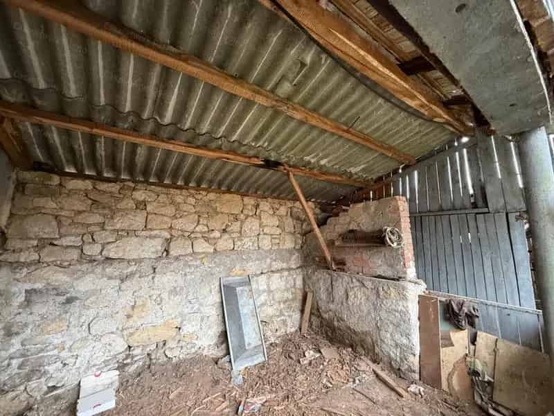 64 m2-es családi ház Tarban nagy telken eladó