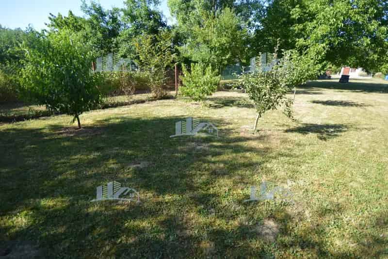 Szombathely Parkerdő Kert 1049 m2 100 m2 ház építési lehetőséggel