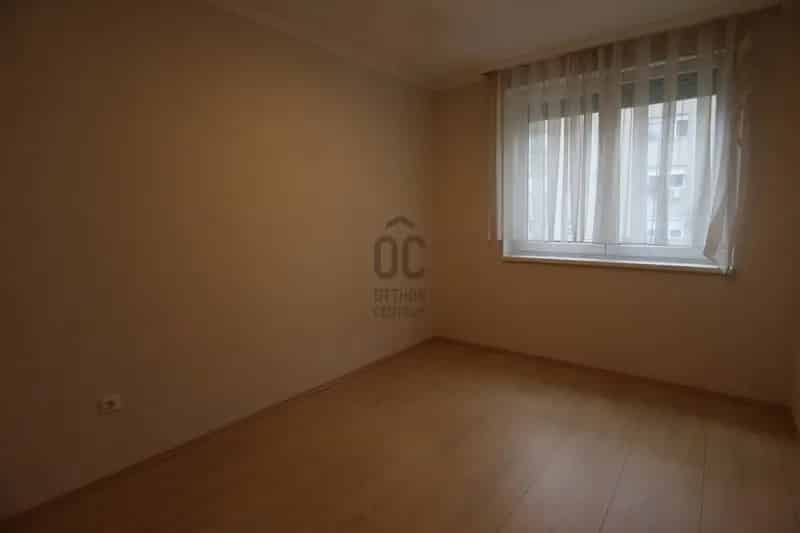 Kecskemét Belváros 78nm 3 szobás garázsas bútorozott kiadó