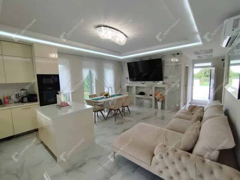 Balatonszabadi családi ház eladó - 75m2 - 3 szoba