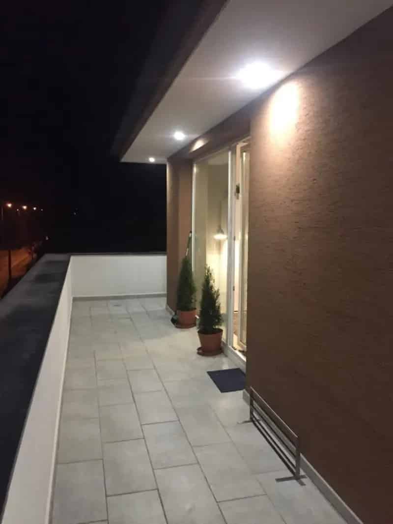 40m2-es Penthouse Lakás Debrecenben Terasszal