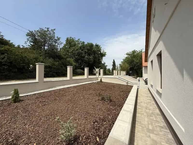 Orfűi panorámás családi házak eladók