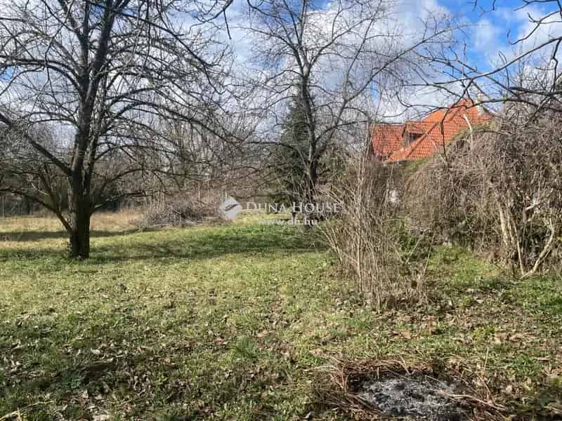 1266 nm-es építési telek Budajenőn csendes zsákutcában