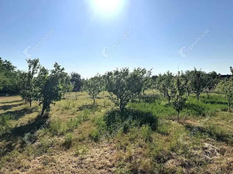 Eladó telek Úrhida - 5867 m² - Természetközeli vállalkozás