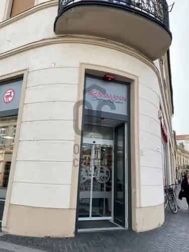 Soproni eladó üzlethelyiség 433m2 kiváló befektetés