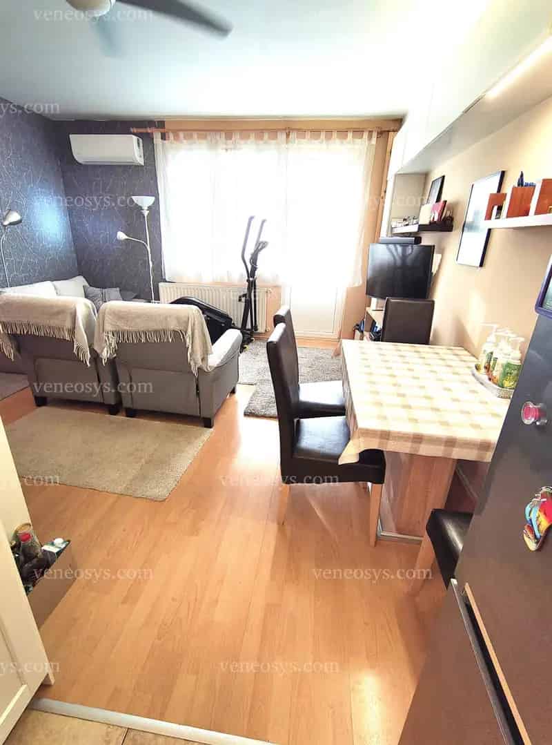 58 m2-es földszinti lakás Szigetszentmiklóson terasszal eladó