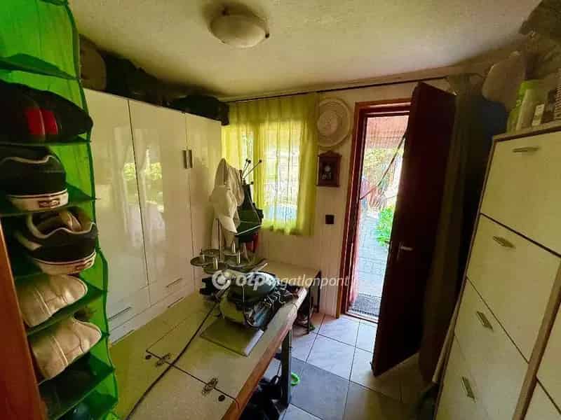 Dunakeszi Ház saját stéggel tóparton - 57m2 - Nyaraló vagy állandó lakás