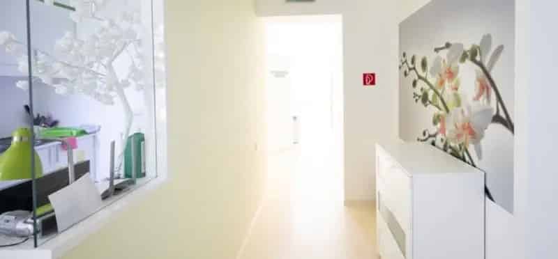 Svábhegyi egészségügyi villa 4000 m2 telekkel