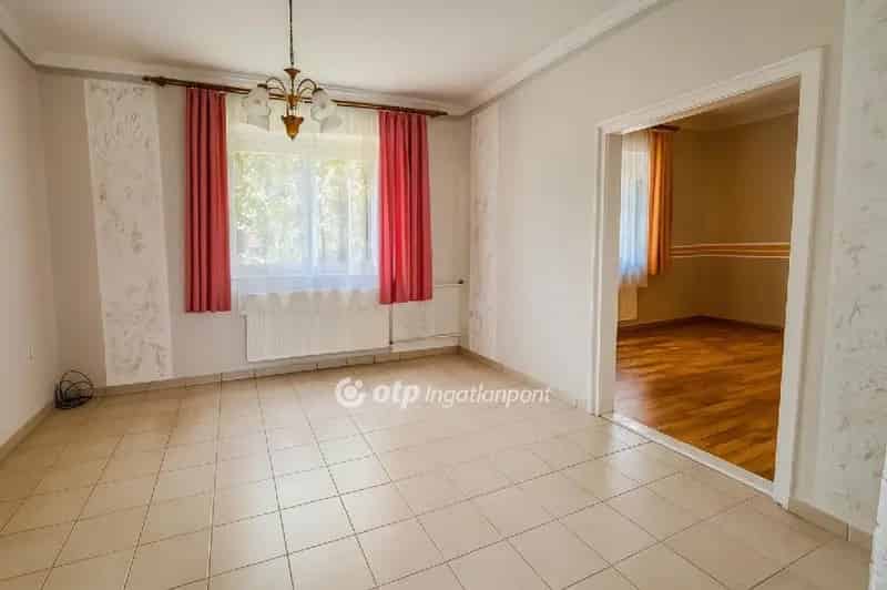 Ház Kiadó , Egri járás, Alföld és Észak