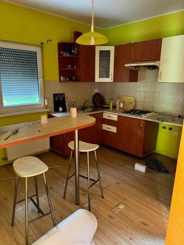 Szigetmonostor Duna parti családi ház eladó