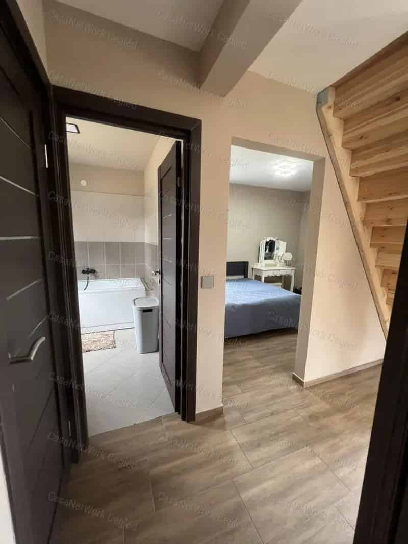 Szolnok Malomszegi zártkert eladó - 865 m2, ház, napelem