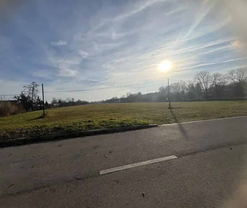 Tatai Építési Telek Eladó - Új Lakópark - Belváros Közelében