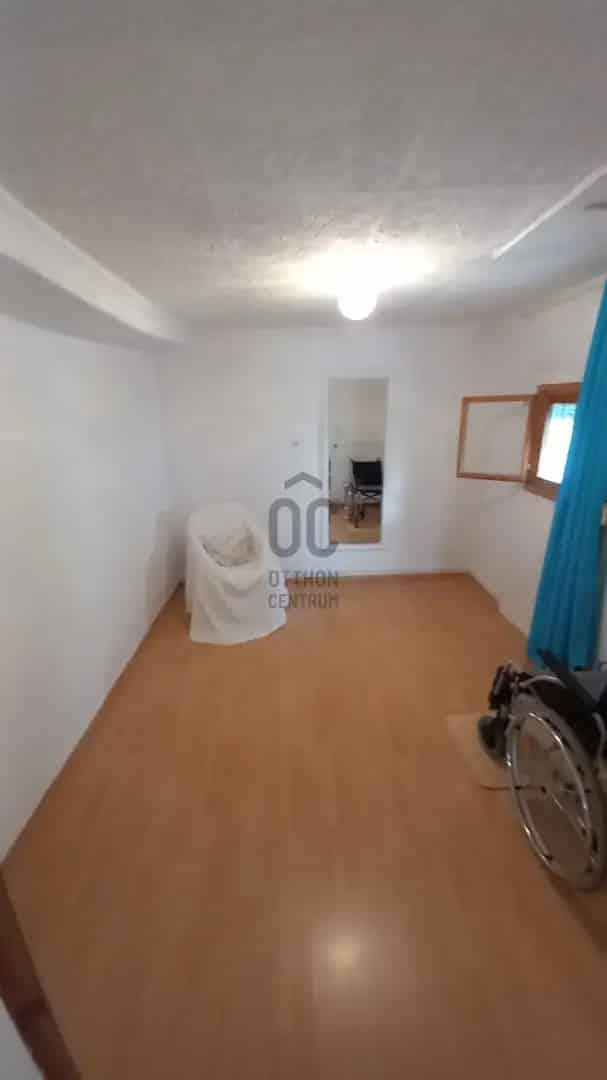 74 nm-es családi ház Mórichidán 1624 nm-es telken