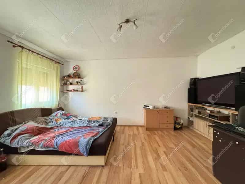 Rönöki családi ház eladó - 177 m² - 5 szoba - 2 fürdő