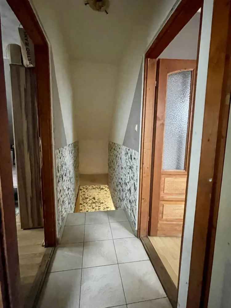 Keszthelyi utcai családi ház Veszprémben
