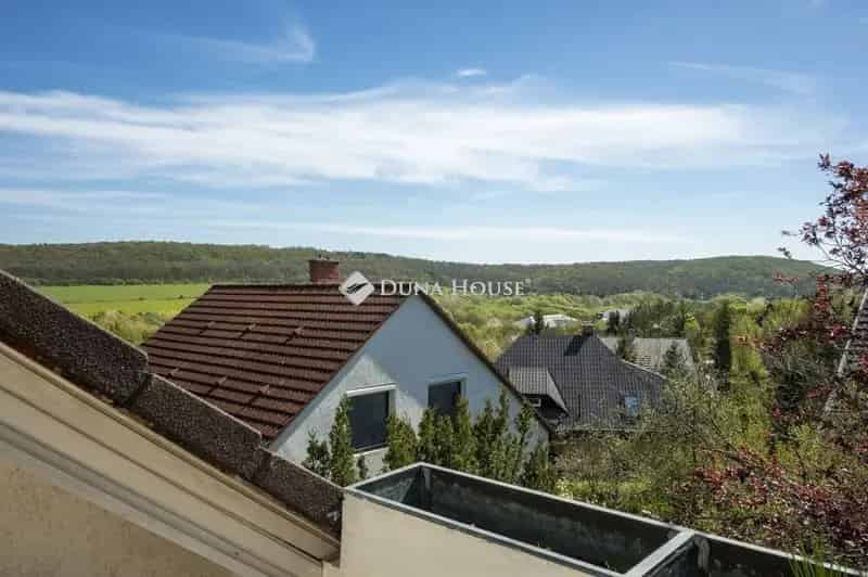 Nagykovácsi panorámás családi ház eladó 2 generációnak
