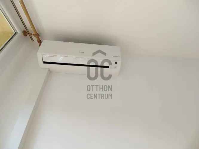 Pécsi eladó panel lakás Egyetemvárosban 54m2 2 szoba