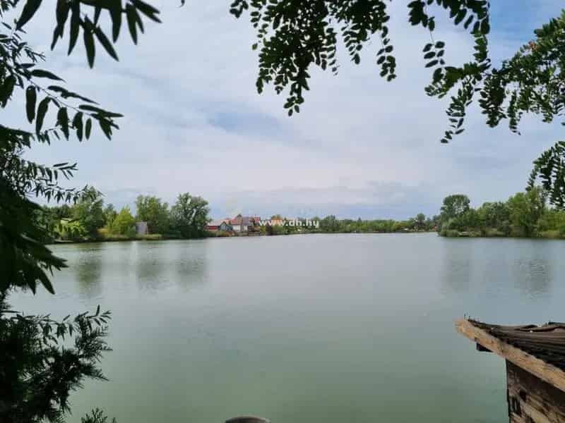 4526 m2-es Ipari Terulet Kiado Szigetszentmiklos M0as Lehajto Kozelben
