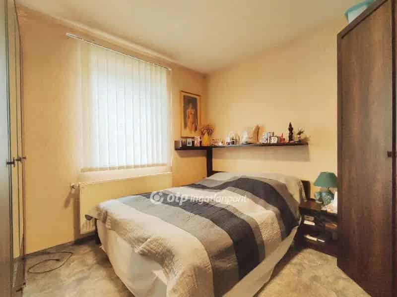 Eladó 200m2-es családi ház Kazincbarcikán