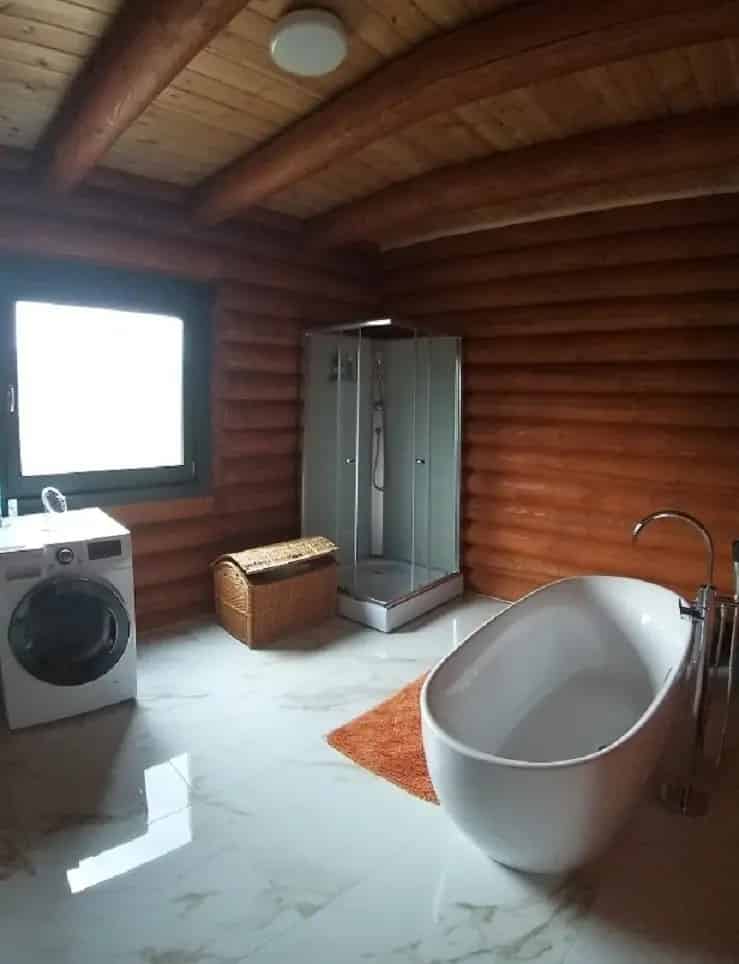 Rönkház eladó Virágvölgyben panorámás telekkel