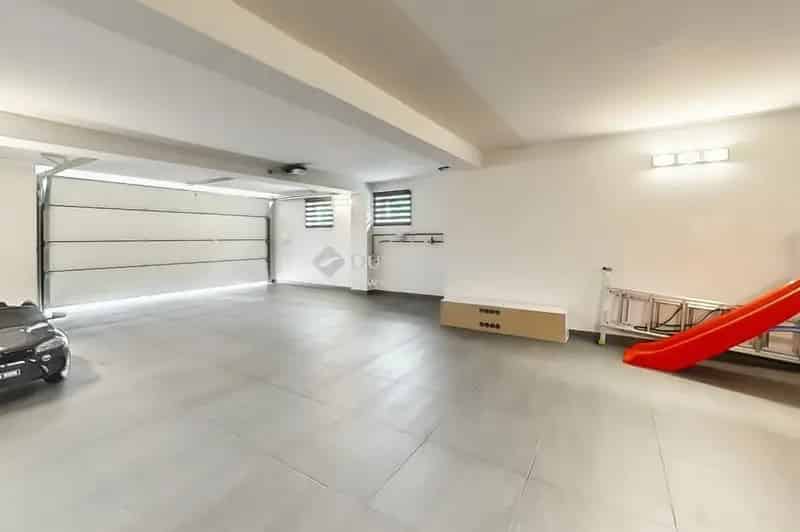 Kecskemét Luxus Családi Ház Eladó 367m2 3301m2 Telken