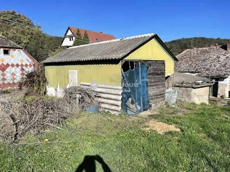 Pécsvárad 60nm-es családi ház eladó 1344nm-es telken