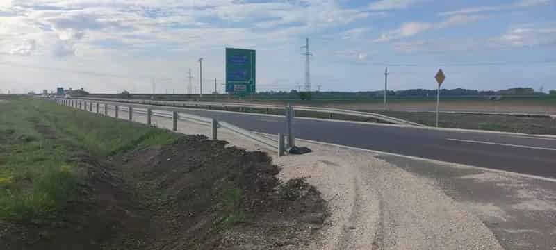 Szolnok külterületi telek eladó 3889 m2 32-es út mellett