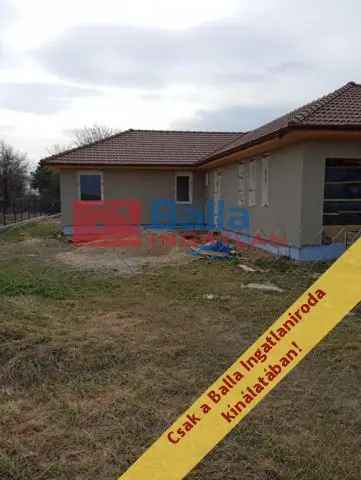 Ráckeresztúr 133 nm-es 4 szobás új családi ház eladó
