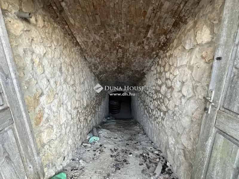 Panorámás Birtok Zalaszentgróton - 2 Hektar - 100m2 Földpince
