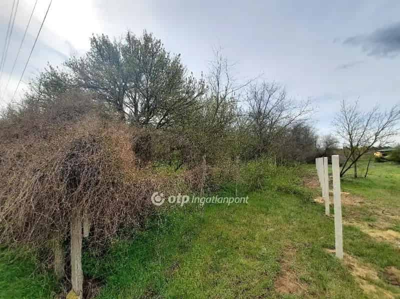 Telek Kiadó , Monori járás, Közép-Magyarország