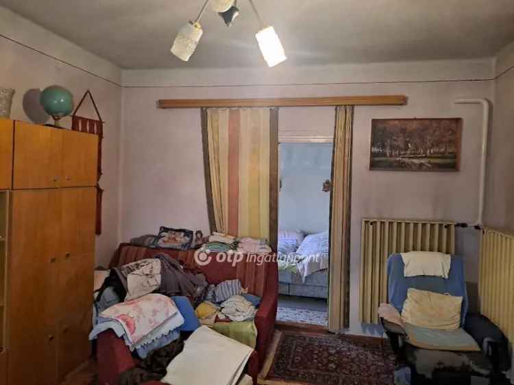 Makó 90 nm-es családi ház eladó
