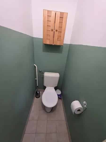 Ikerházi lakás eladó - 4 szoba, 3 fürdő, panoráma