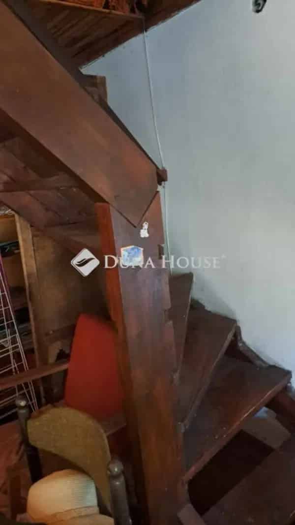 Velencén eladó felújítandó hétvégi ház 563 m2-es telken