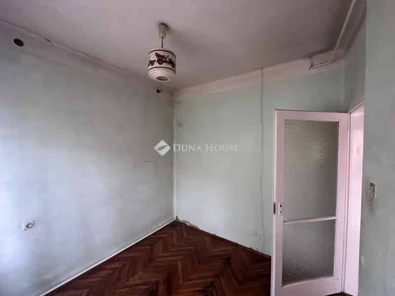Makói családi ház eladó - 3 szoba, nagy telek