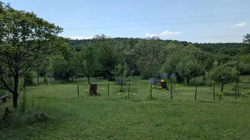 Szentkirályszabadja eladó telek - Balatonalmádi közelében