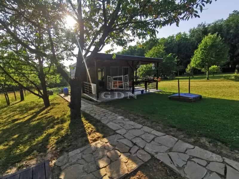 Nyári ház eladó Gellénházán - Budai-hegy panorámával
