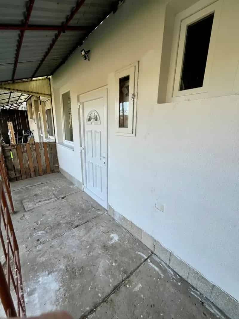 Felujitott 57 m2-es Sorhaz Pusztavamon