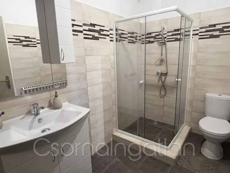 180m2-es Ikerház Fertőszentmiklóson