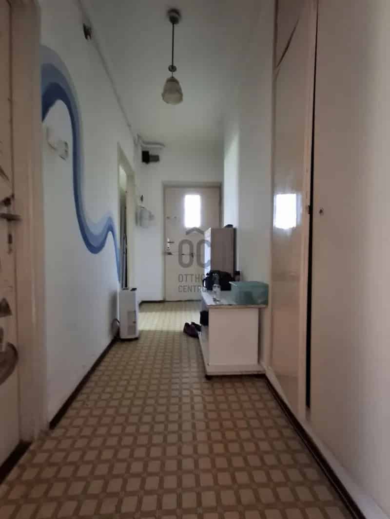 39m2-es felujítandó tégla lakás eladó Budai Vámnál